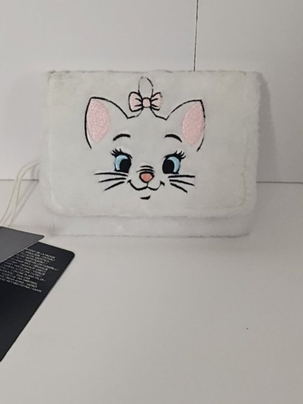 NWT Loungefly Disney The Aristocats Marie Fuzzy Mini Flap Wallet Plush White